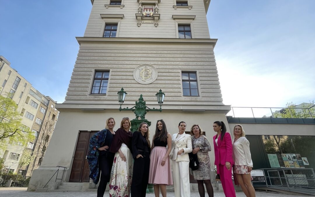 Výstava + divadlo 12.4.